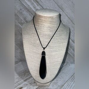 Black pendant necklace